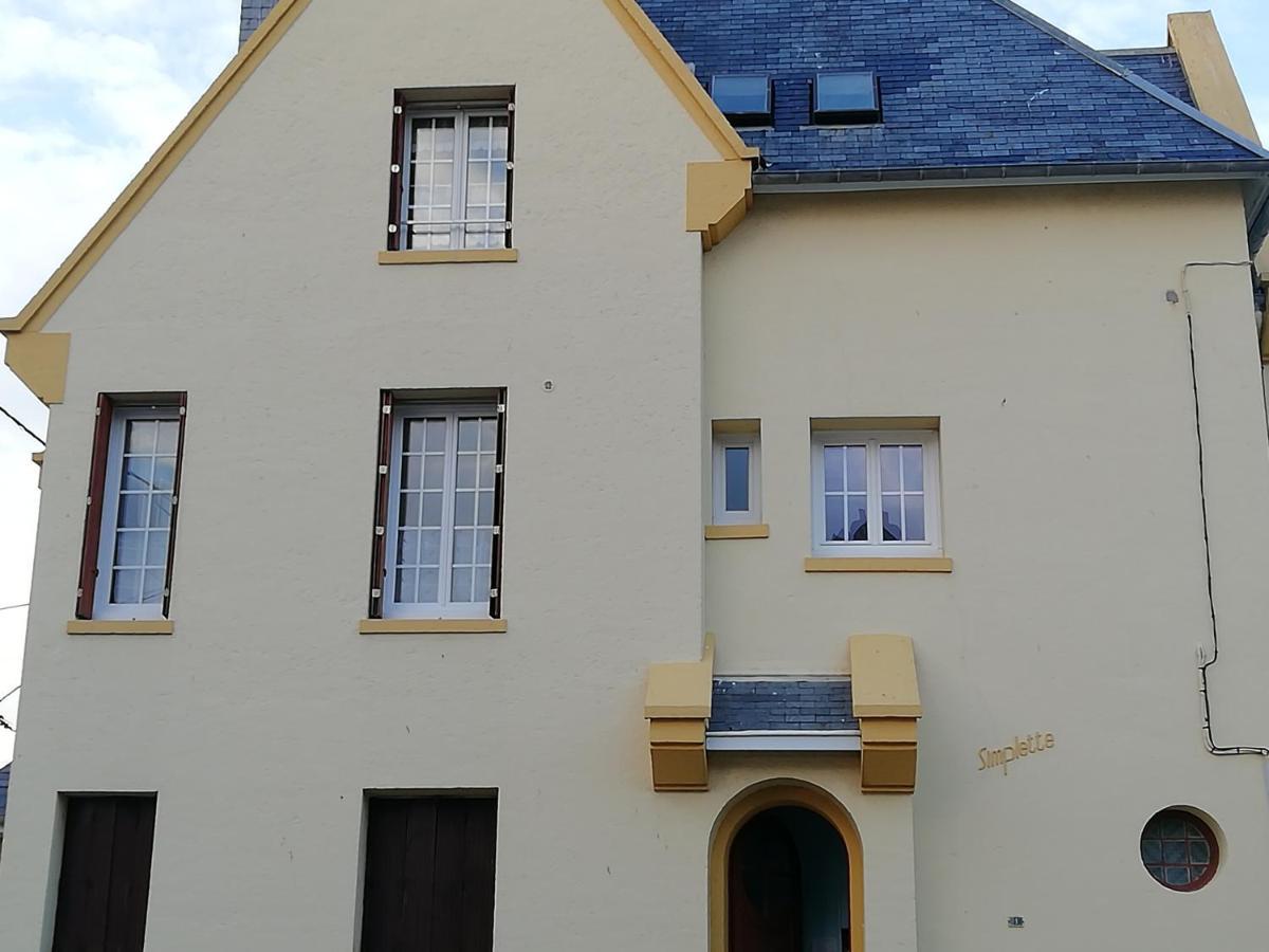 אולט Au Gre Des Marees 2 Appartement Face A La Mer 2Eme Etage מראה חיצוני תמונה